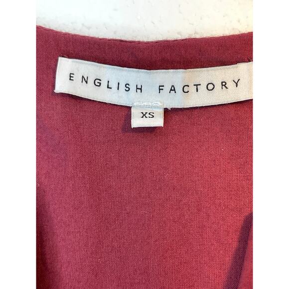 English Factory women’s Piping Detail Top Short Puff Sleeve size XS Burgundy - Picture 7 of 8